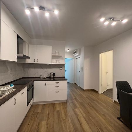 Modern Apartman Seghedin Exterior foto