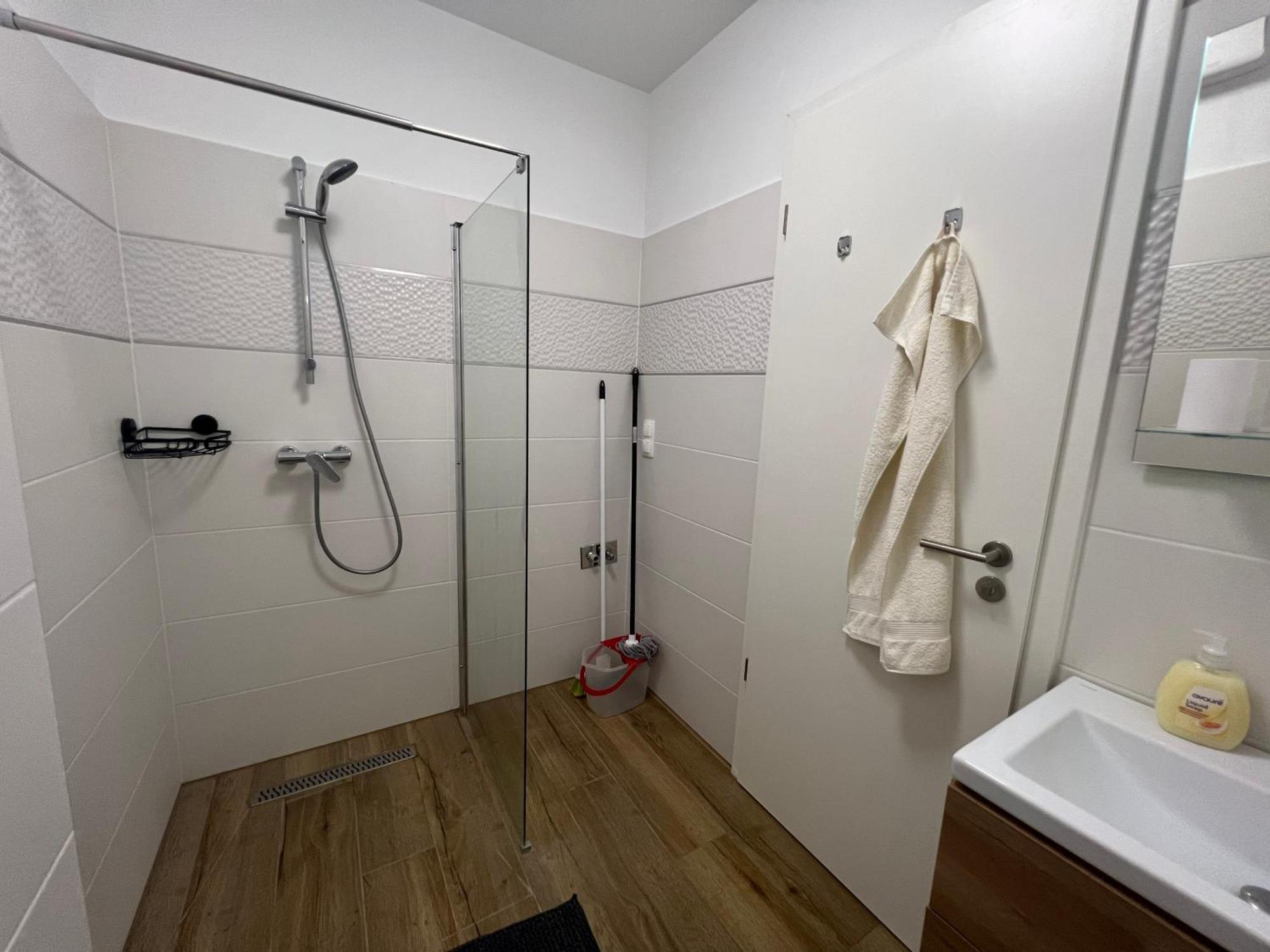 Modern Apartman Seghedin Exterior foto
